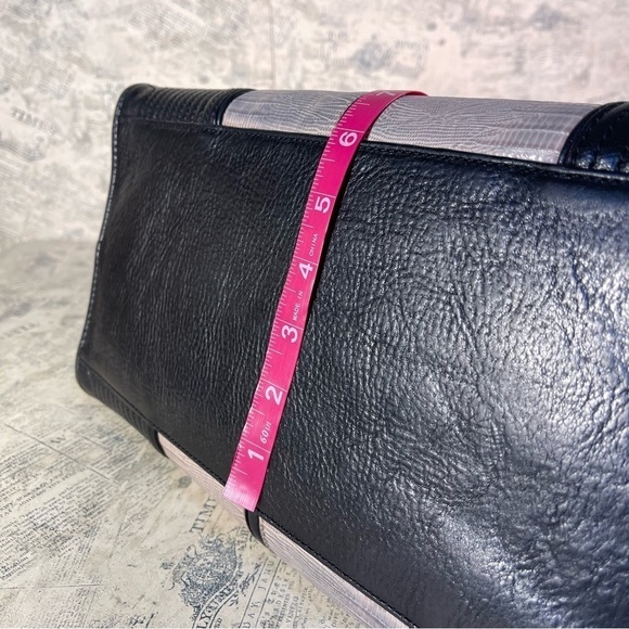 Rebecca Minkoff snake embossed leather pale pink and black structured tote bag - Picture 14 of 15